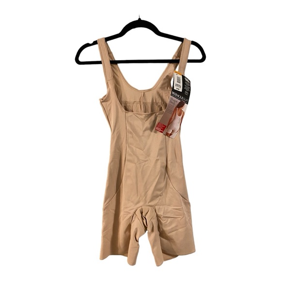 Miracle Suit ‘Back Magic’ Shapewear Shaper Bodysuit, Size Small NWT Nude Color - Picture 5 of 11